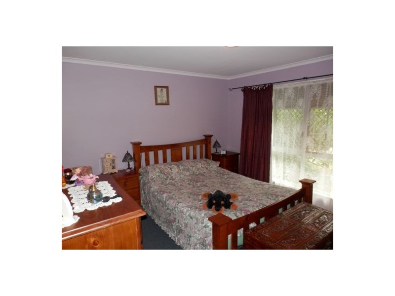 91 Logan St, Tenterfield NSW 2372