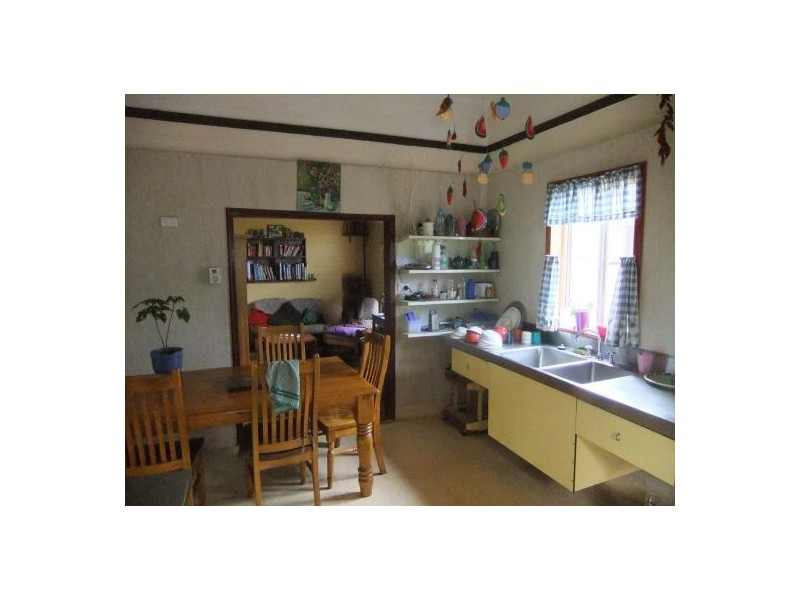 30 Macpherson Street, Woodenbong NSW 2476