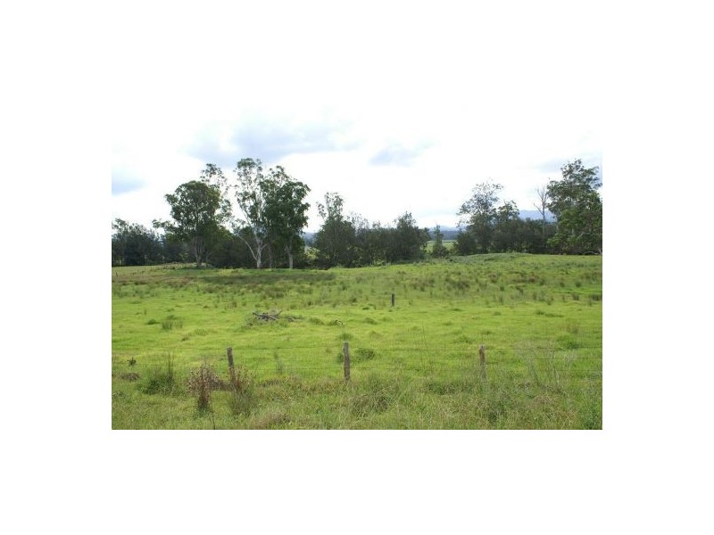 198 Lindsay Creek Road, Woodenbong NSW 2476