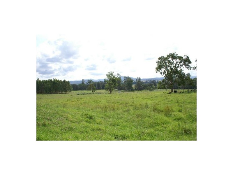 198 Lindsay Creek Road, Woodenbong NSW 2476