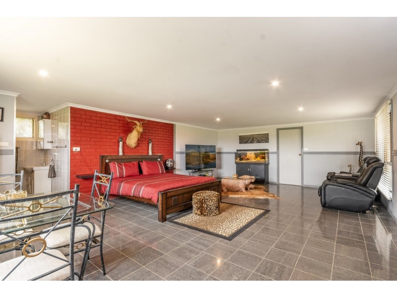 200 Swampy Creek Road, Swan Bay NSW 2471