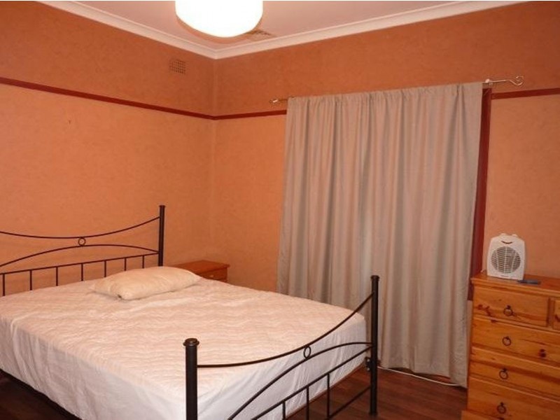 11 Oakeshott Street, Lismore Heights NSW 2480