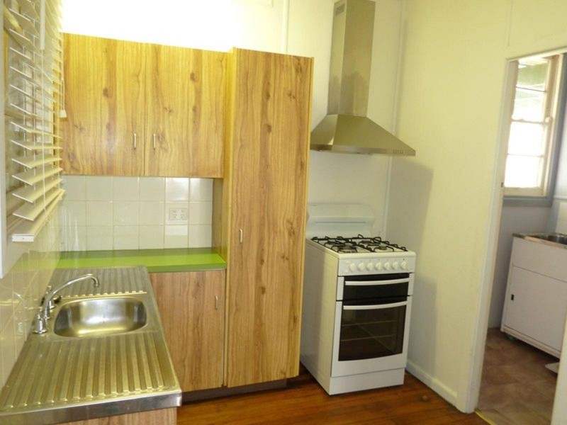 11 Robert Street, Lismore NSW 2480