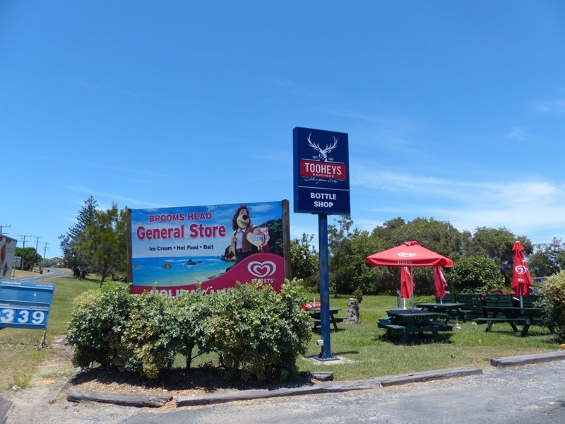 92 Ocean Road, Brooms Head NSW 2463