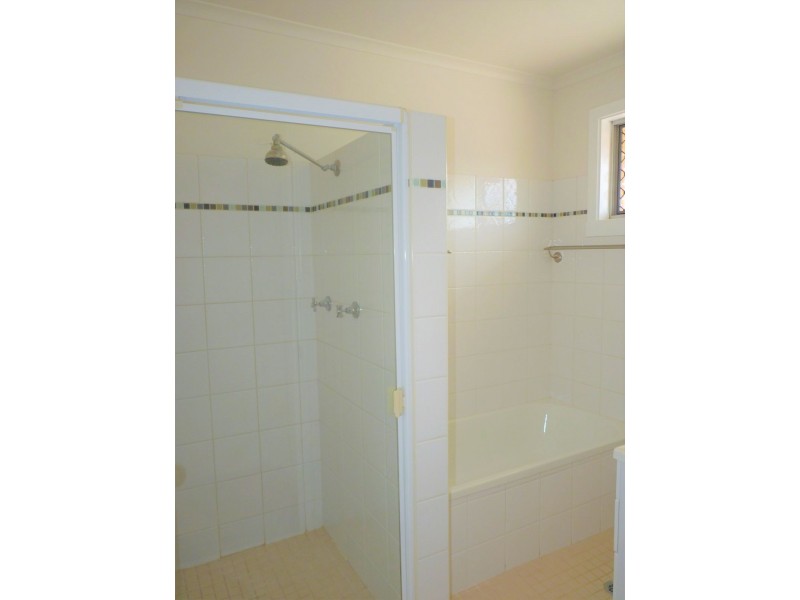 16 Paunelle Avneue, East Lismore NSW 2480