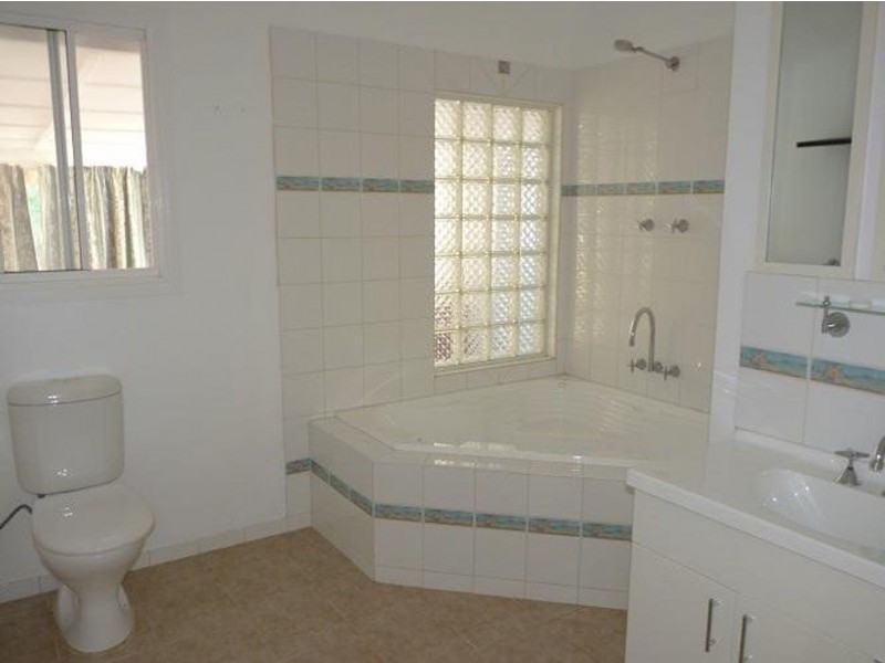 38 Eden Street, East Lismore NSW 2480