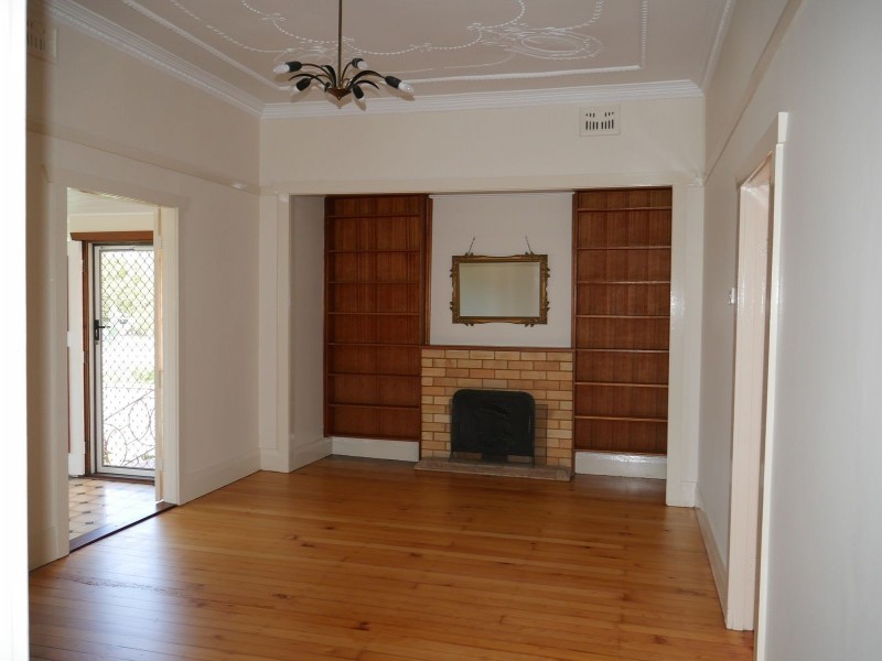 16 Leycester Street, Lismore NSW 2480