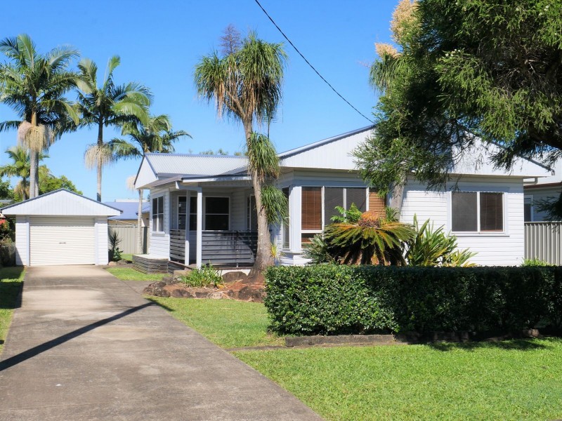 93 Oakley Avenue, East Lismore NSW 2480