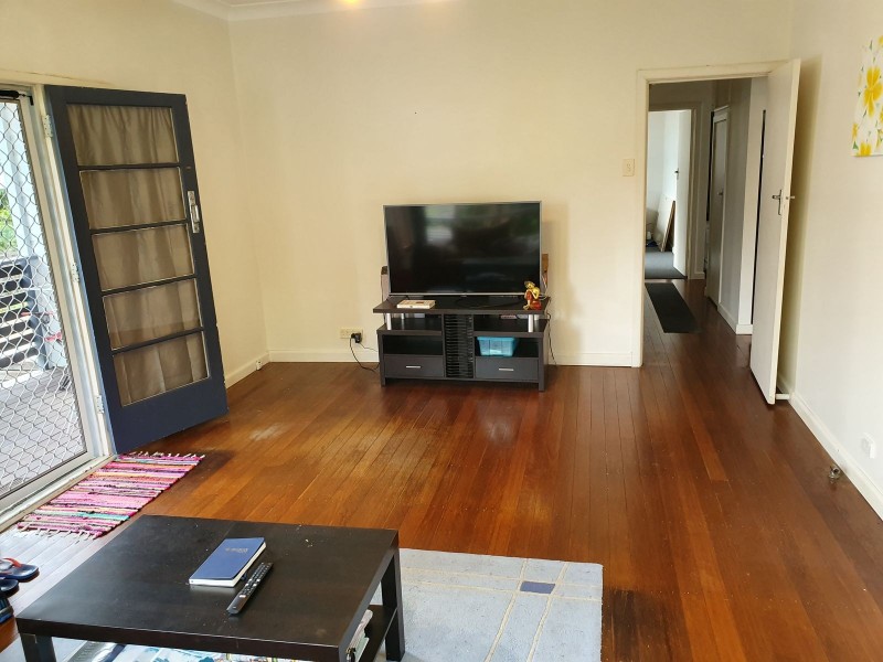 93 Oakley Avenue, East Lismore NSW 2480