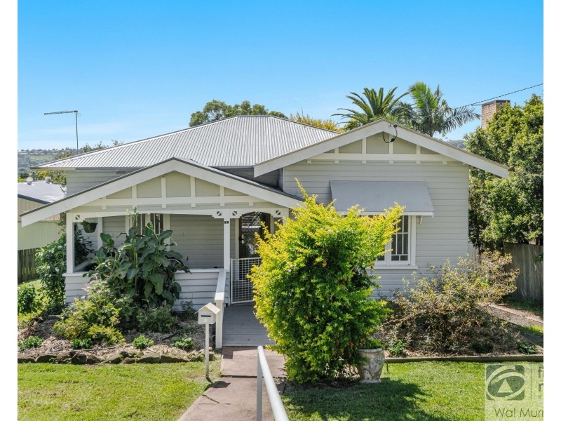 8 Daphne Street, Girards Hill NSW 2480