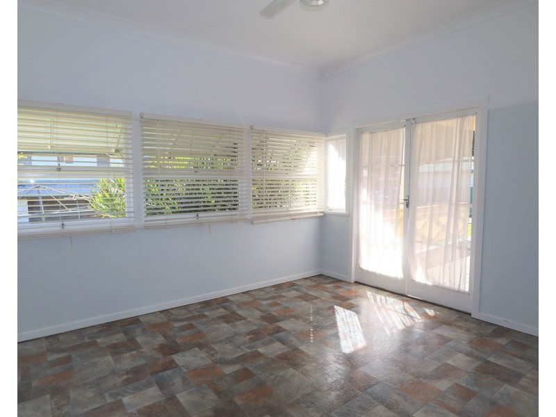 6 Fermoy Avenue, Lismore NSW 2480