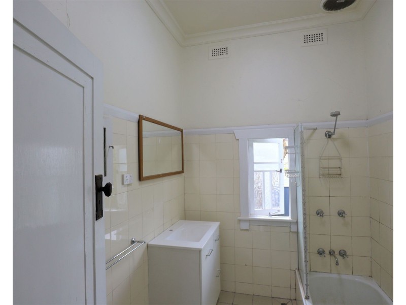 24 Clarice Street, East Lismore NSW 2480