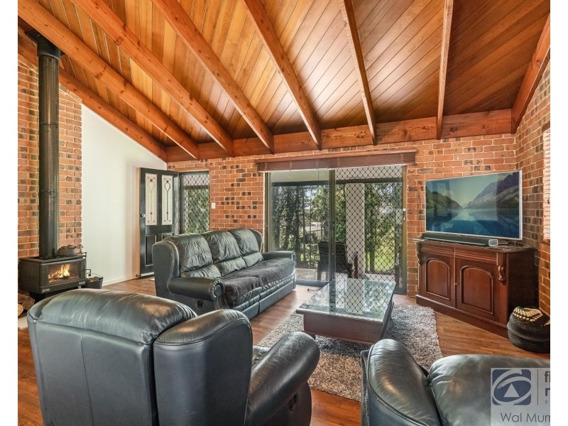 1 Willow Tree Drive, Chilcotts Grass NSW 2480