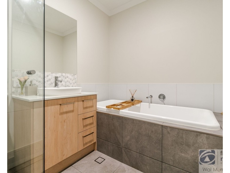 1 Mahogany Parade, Goonellabah NSW 2480