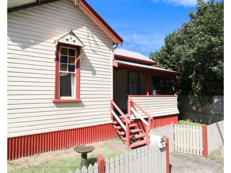 16 Engine Street, South Lismore NSW 2480