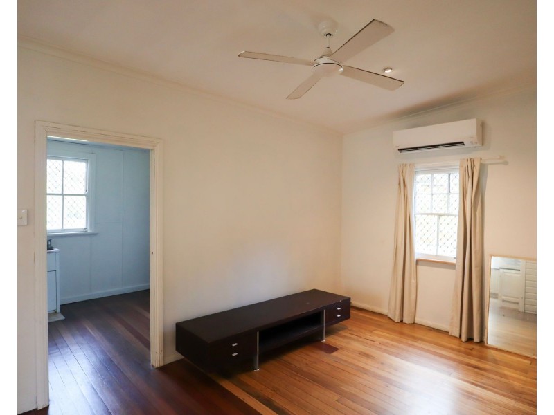 16 Engine Street, South Lismore NSW 2480
