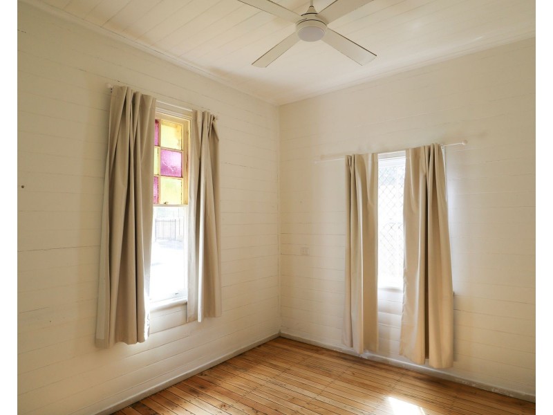 16 Engine Street, South Lismore NSW 2480
