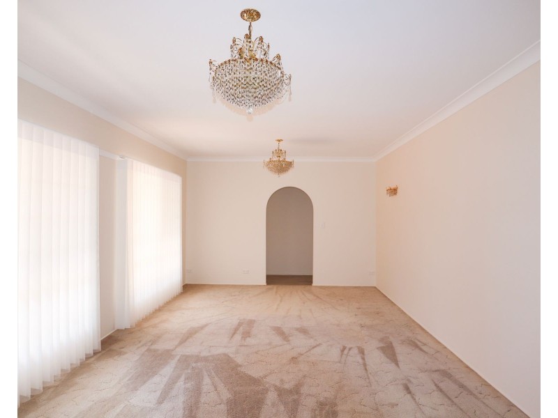 11 Sunny Valley Place, Modanville NSW 2480