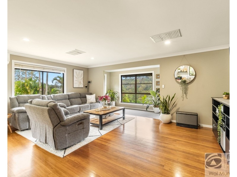 25 Robinson Avenue, Girards Hill NSW 2480