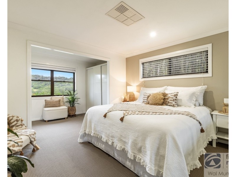 25 Robinson Avenue, Girards Hill NSW 2480