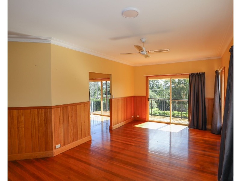 17 Highview Crescent, Modanville NSW 2480