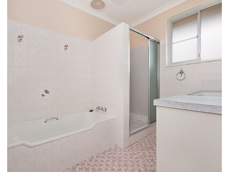 6 Pollard Place, East Lismore NSW 2480