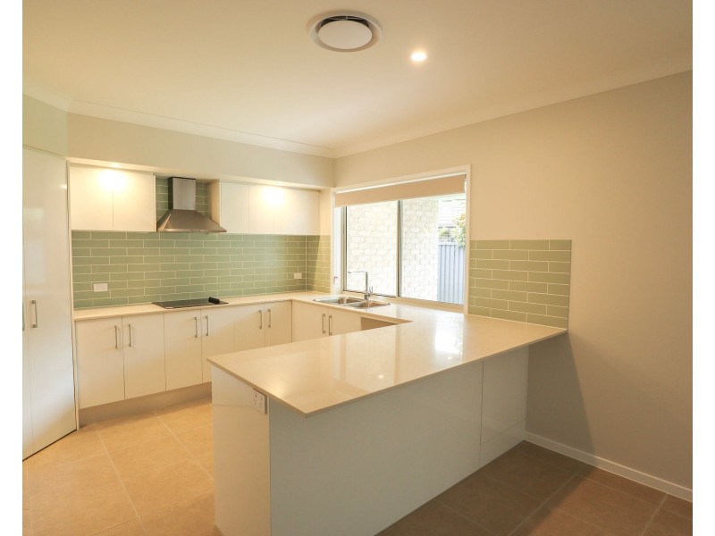 2/28 Dundee Avenue, Wollongbar NSW 2477
