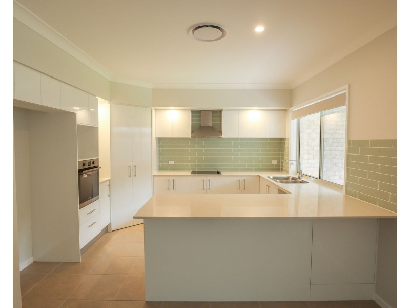 2/28 Dundee Avenue, Wollongbar NSW 2477