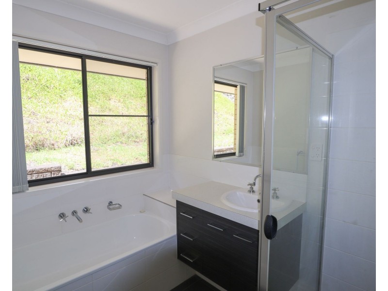 14 Angela Place, East Lismore NSW 2480