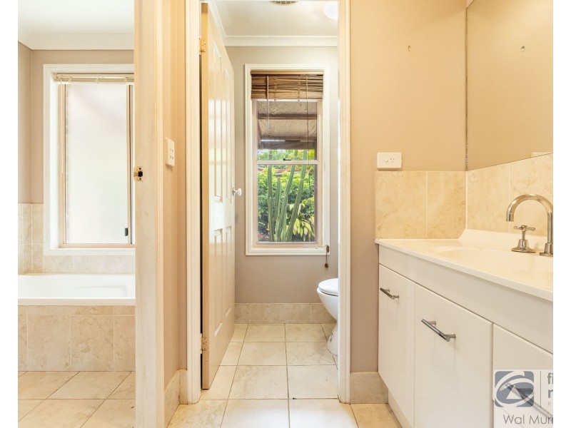 19 Funnell Drive, Modanville NSW 2480