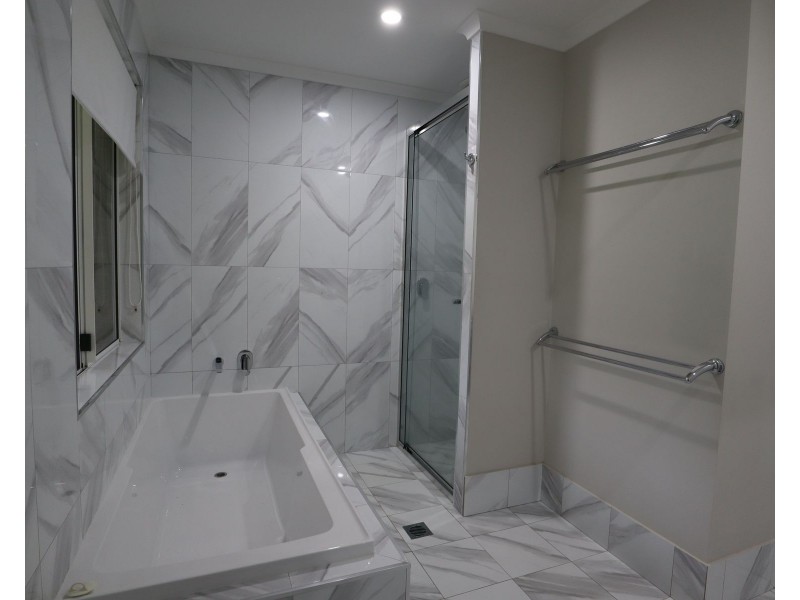 10 Eversham Drive, Modanville NSW 2480