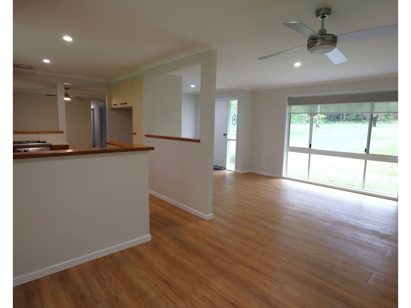 10 Eversham Drive, Modanville NSW 2480