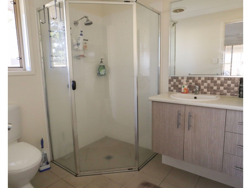 2/42 Ivory Circuit, Casino NSW 2470