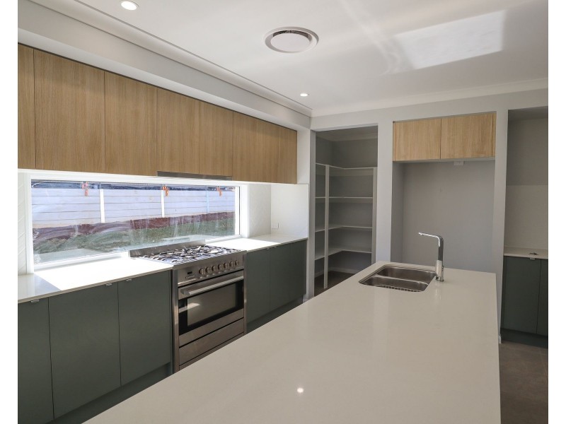 37 Hidden Valley Circuit, Chilcotts Grass NSW 2480