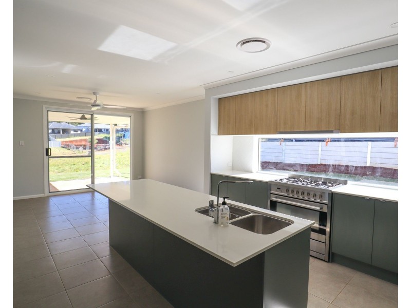 37 Hidden Valley Circuit, Chilcotts Grass NSW 2480