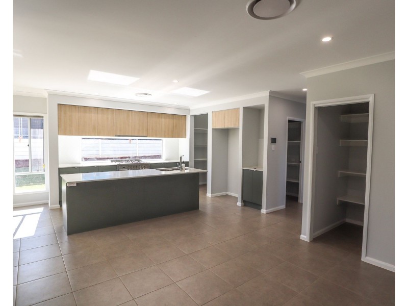 37 Hidden Valley Circuit, Chilcotts Grass NSW 2480