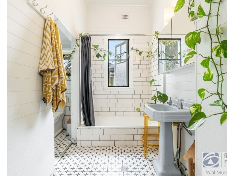 12 Charles Street, South Lismore NSW 2480