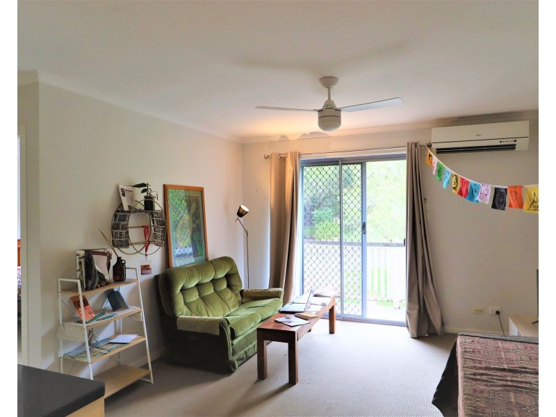 2/81 Cathcart Street, Girards Hill NSW 2480