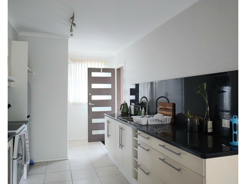 2/81 Cathcart Street, Girards Hill NSW 2480