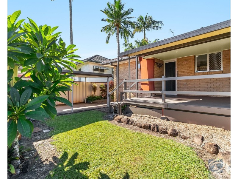 2/8 Eden Place, Girards Hill NSW 2480