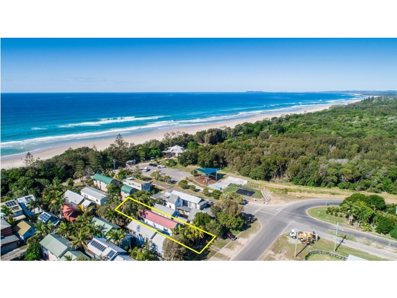 7 Beach Avenue, South Golden Beach NSW 2483