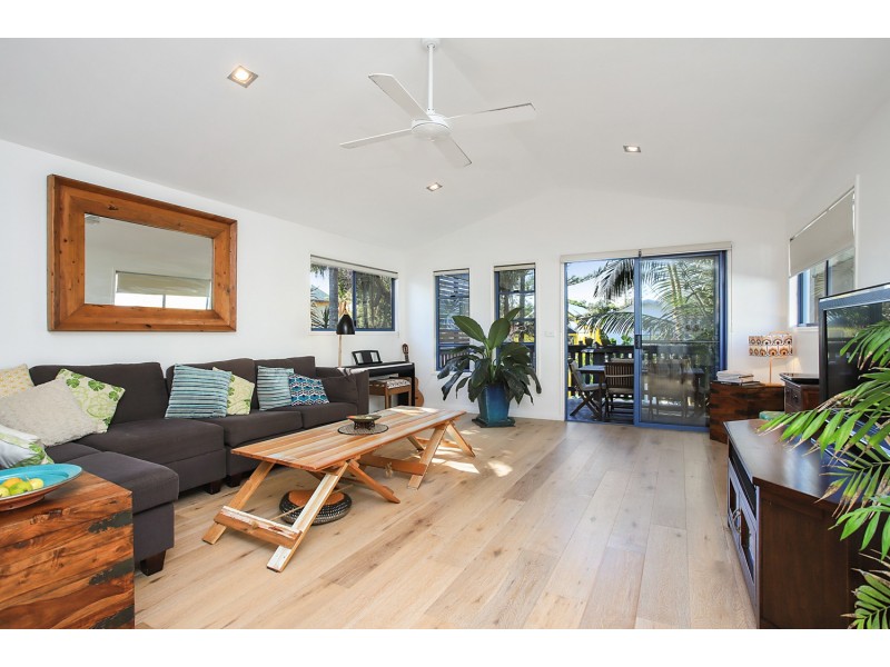 7 Beach Avenue, South Golden Beach NSW 2483