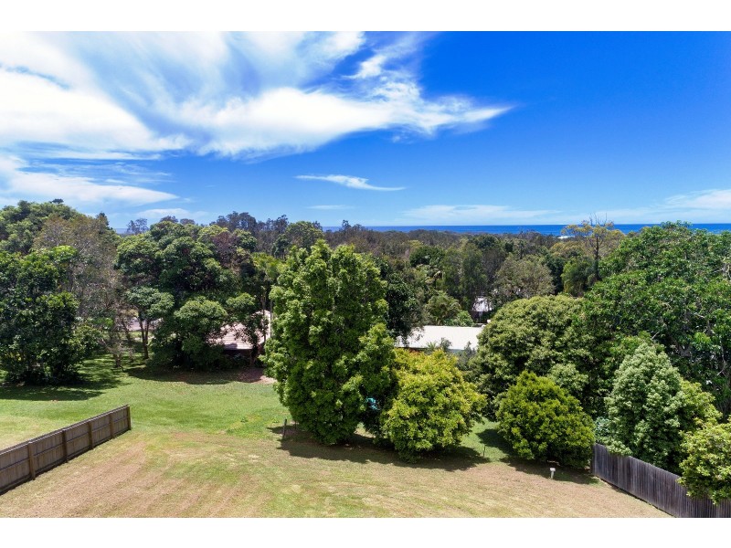 8 Yengarie Way, Ocean Shores NSW 2483