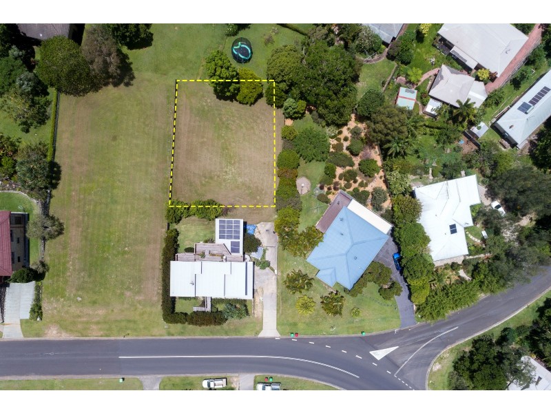 8 Yengarie Way, Ocean Shores NSW 2483