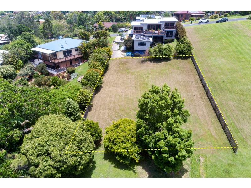 8 Yengarie Way, Ocean Shores NSW 2483