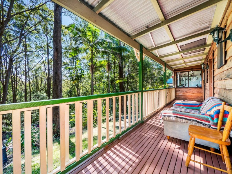 40 Matong Drive, Ocean Shores NSW 2483