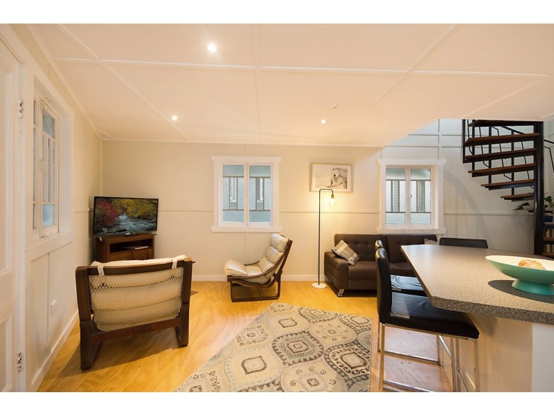 10 Jubilee Avenue, Mullumbimby NSW 2482