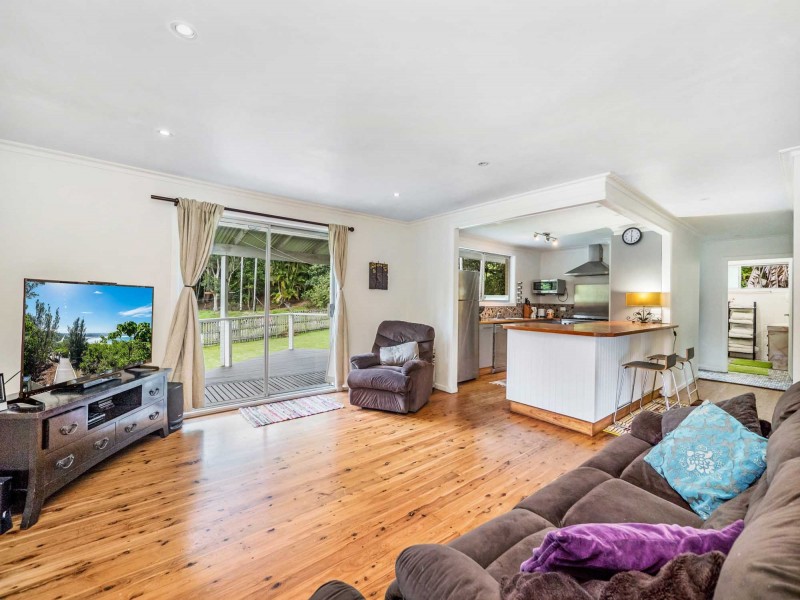 20 Rajah Road, Ocean Shores NSW 2483
