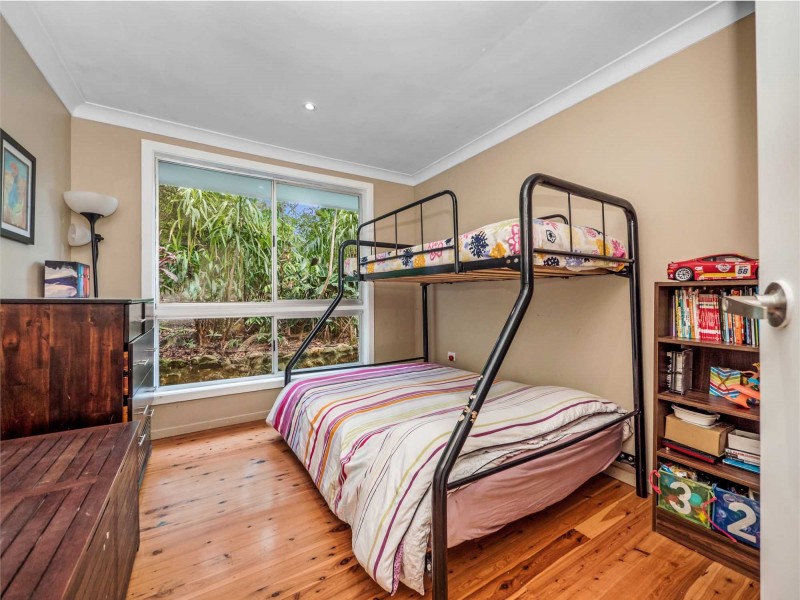 20 Rajah Road, Ocean Shores NSW 2483