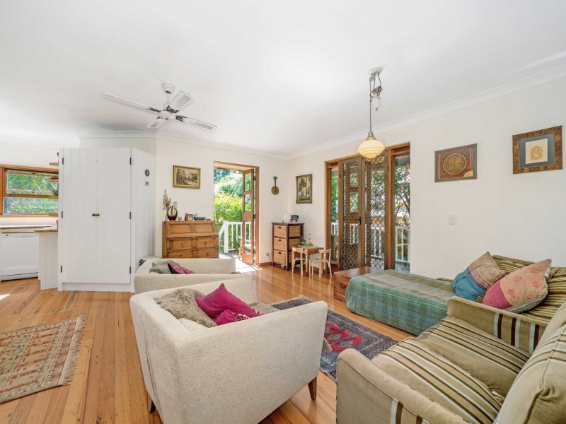 33 Gloria Street, South Golden Beach NSW 2483